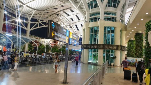 This image has an empty alt attribute; its file name is arrivial-bali-denpasar-airport-531x299-3.jpg